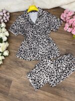 Pyjama boutonne